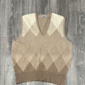 Ballantyne V-Neck Argyle Sweater Vest - Beige and Cream